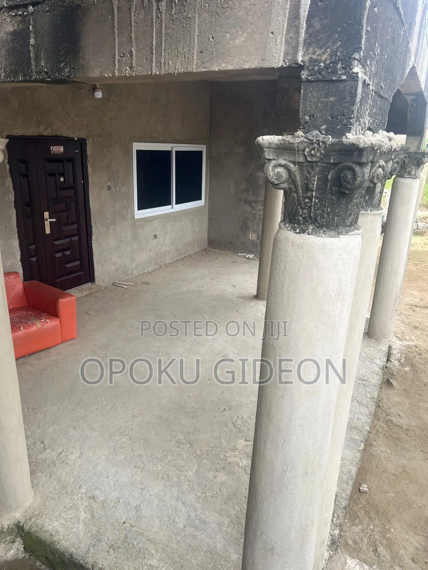 5bdrm House in Nsakina, Ablekuma for sale