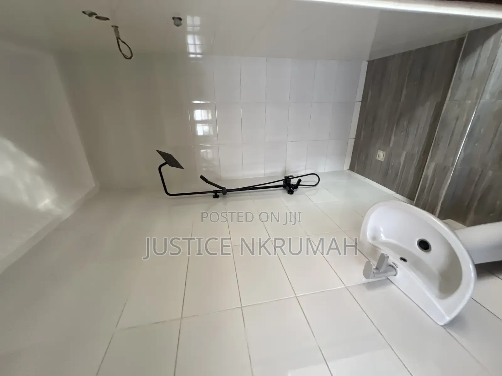 2bdrm Apartment in Mr Justice Estate, Janman for rent