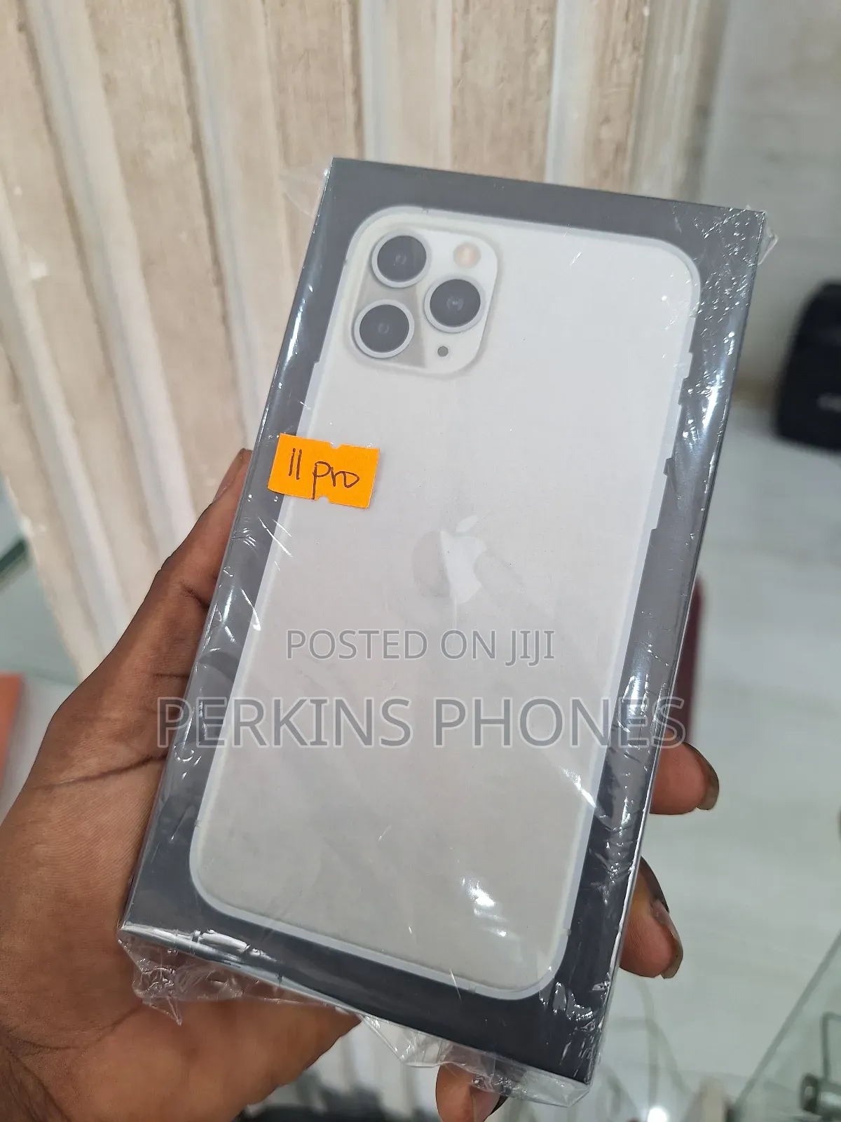 New Apple iPhone 11 Pro 64 GB Silver