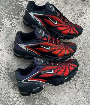 Nike Sneaker