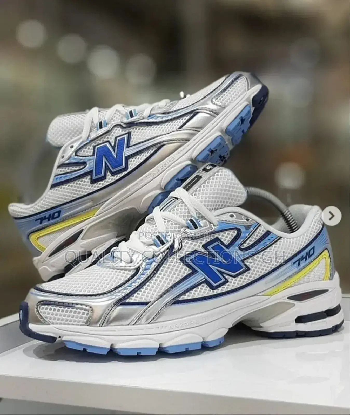 New Balance Sneaker