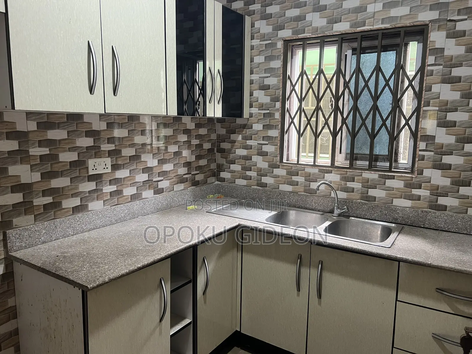 1bdrm Apartment in Ablekuma, Manhean for rent