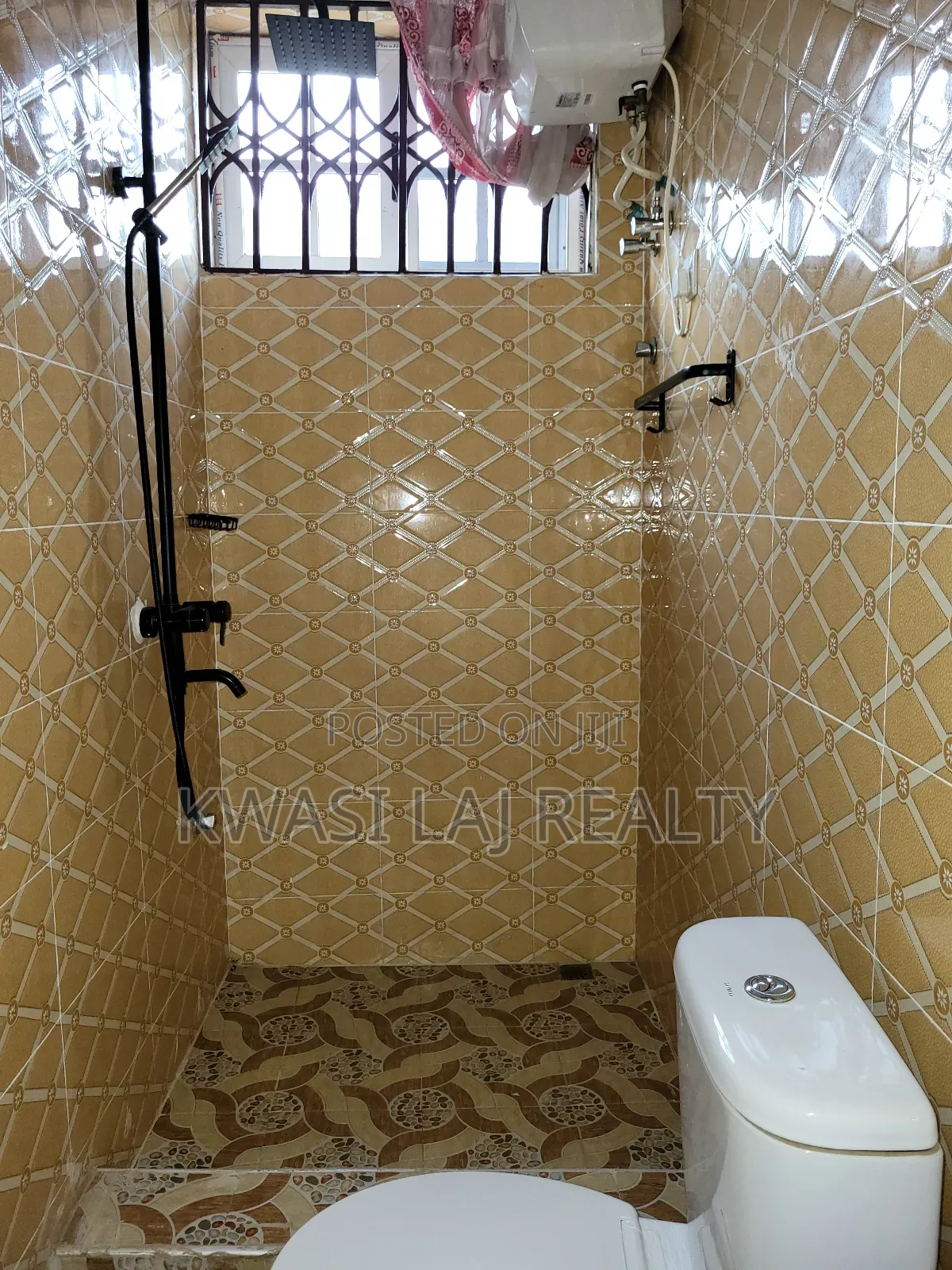 2bdrm Apartment in Ajasko Kokrobite, Weija for rent