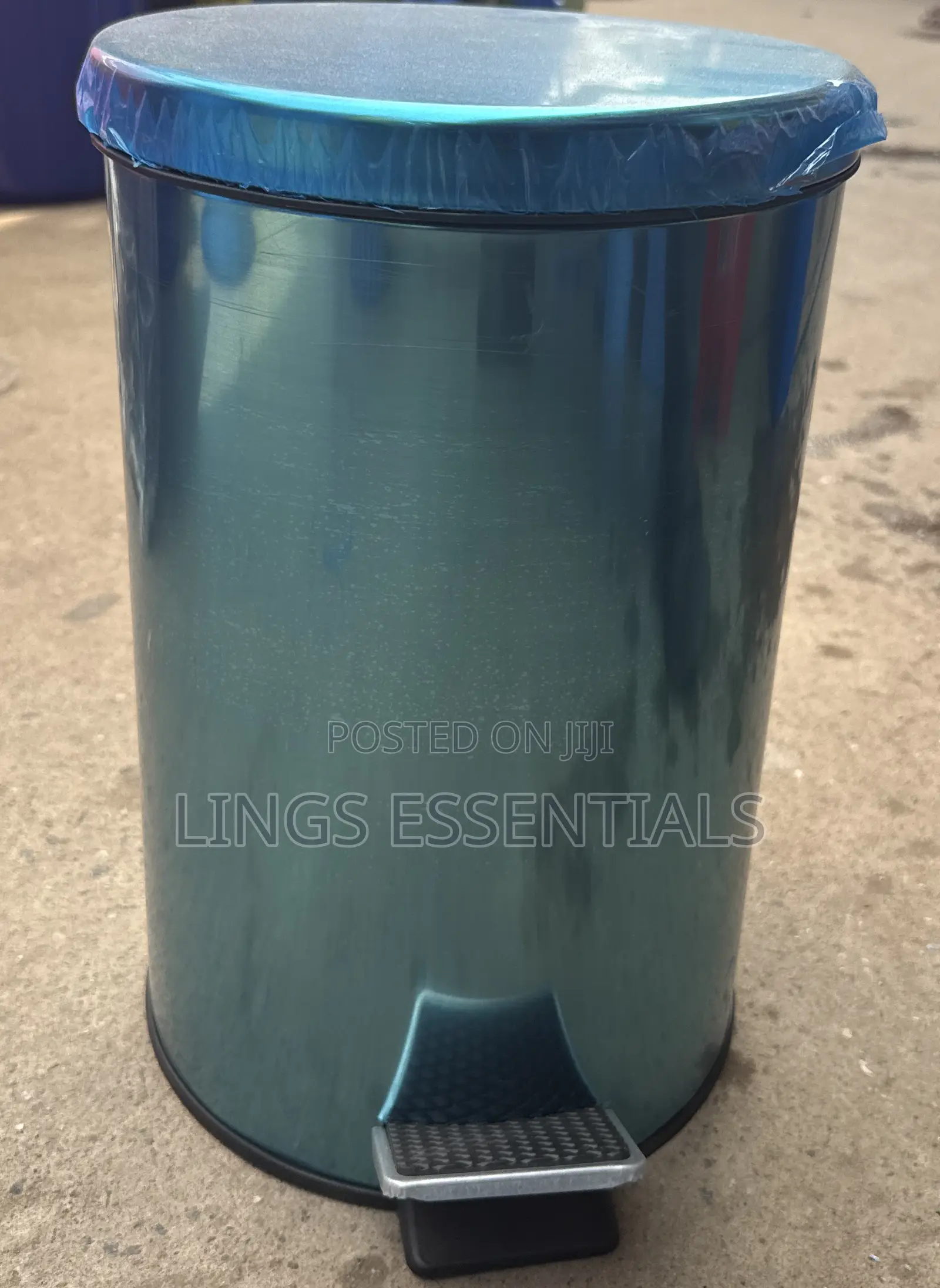 Stainless Steal Dust Bin