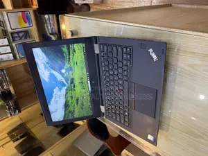 New Laptop Lenovo Yoga 260 8GB Intel Core i5 SSD 256GB