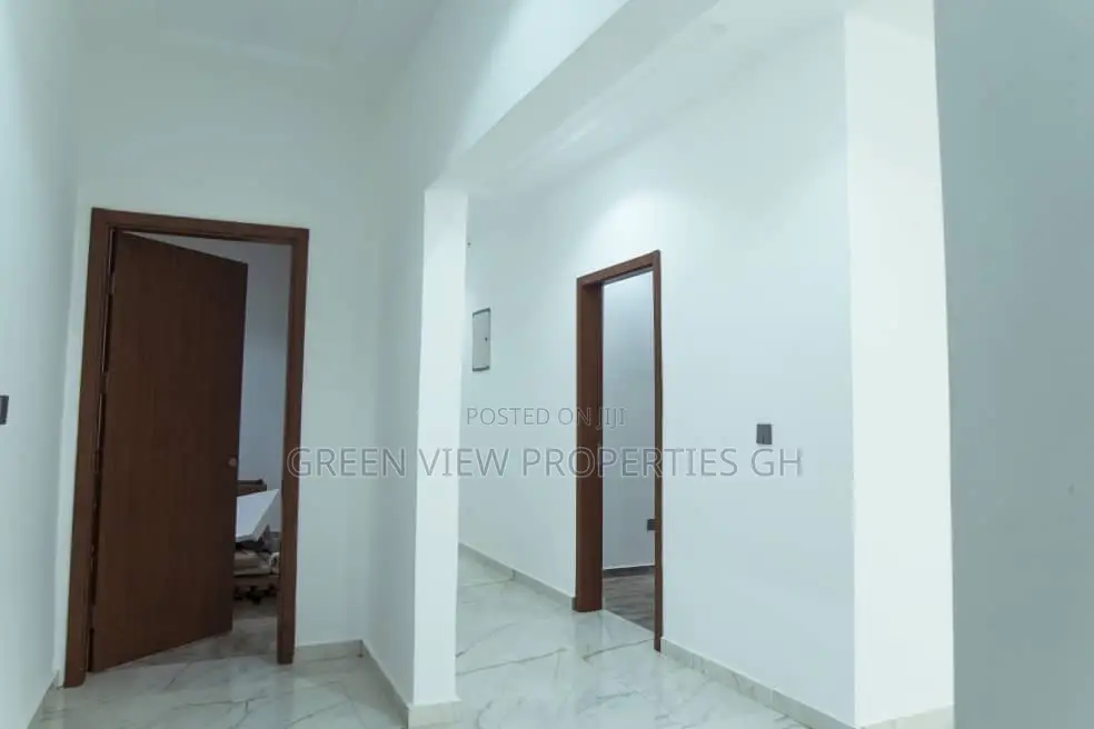 3bdrm House in Oyarifa for sale