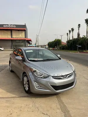 Hyundai Elantra SE 4dr Sedan (1.8L 4cyl 6A) 2015 Silver