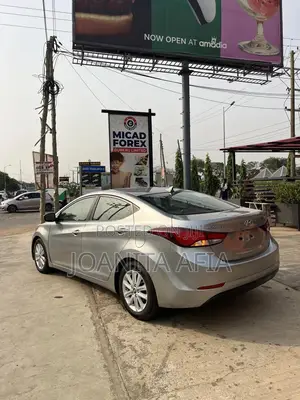 Hyundai Elantra SE 4dr Sedan (1.8L 4cyl 6A) 2015 Silver