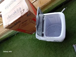Easy-to-Use 7kg Washer Built for Quick and Effective Cleaning.