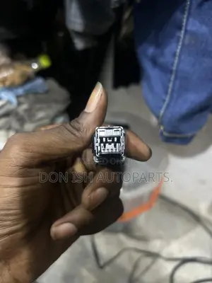 Civic 17 Boot Switch
