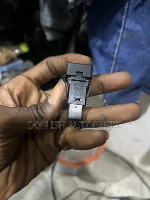 Civic 17 Boot Switch