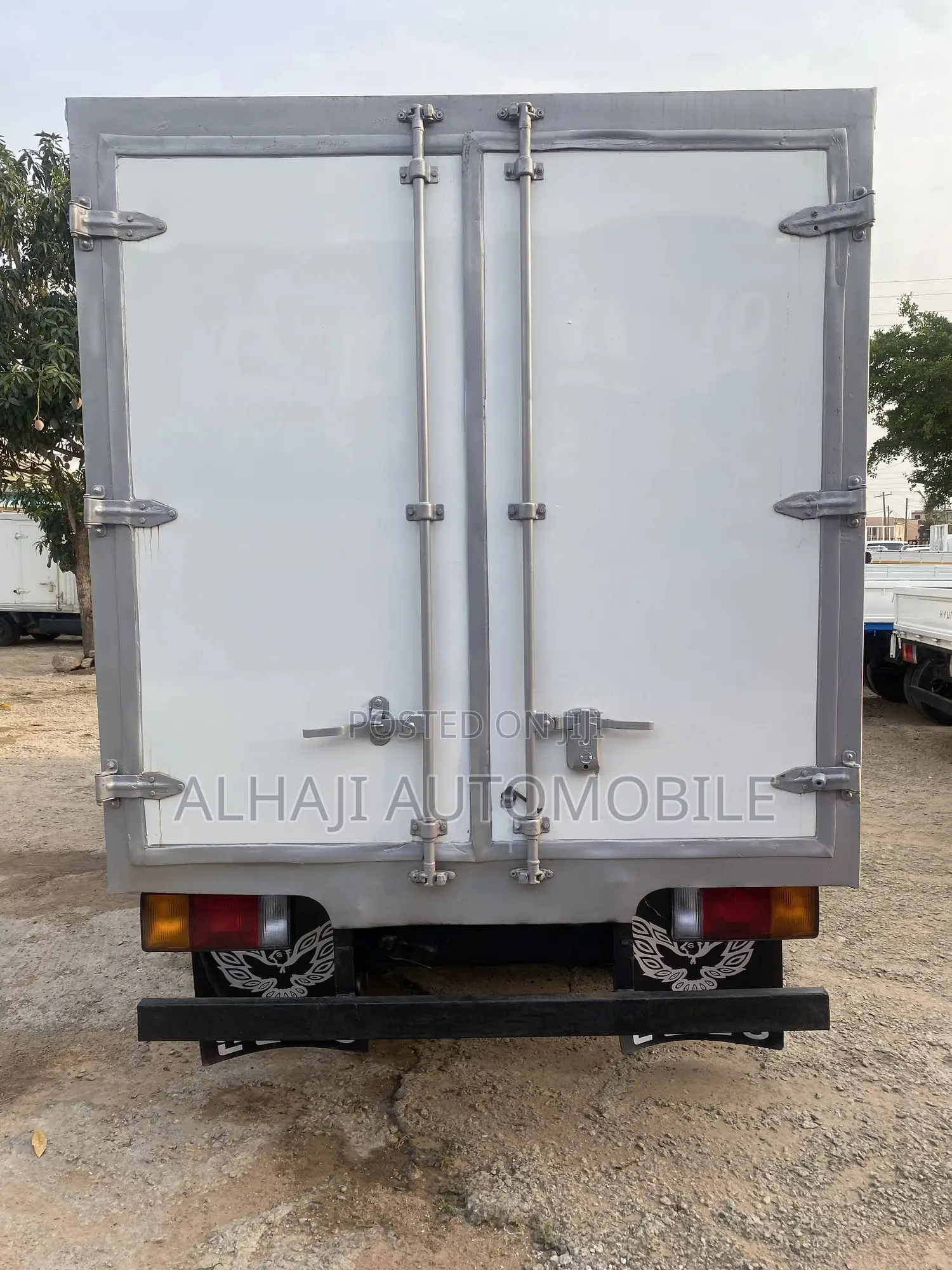 Hyundai Mighty (2) Container