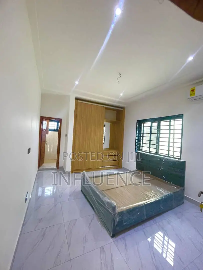 4bdrm House in Botwe, East Legon for sale