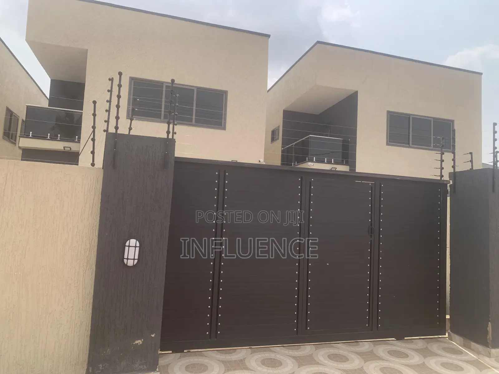 4bdrm House in Botwe, East Legon for sale