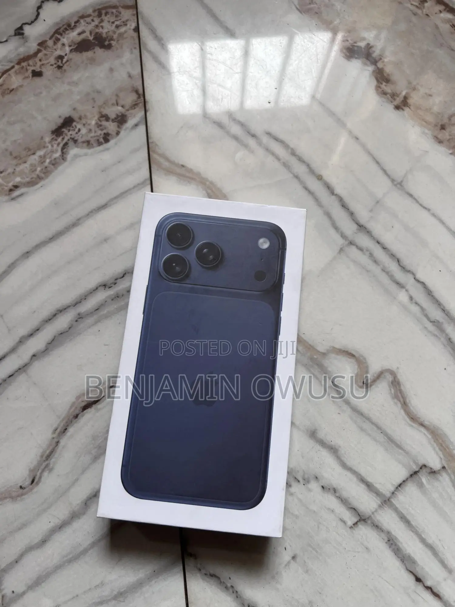 New Apple iPhone XR 128 GB Blue