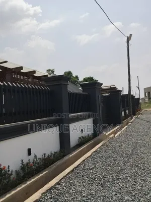 2bdrm Apartment in Oyibi for rent