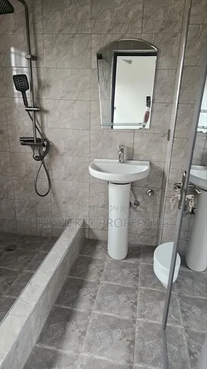 2bdrm Apartment in Asokore Mampong, Kumasi Metropolitan for rent