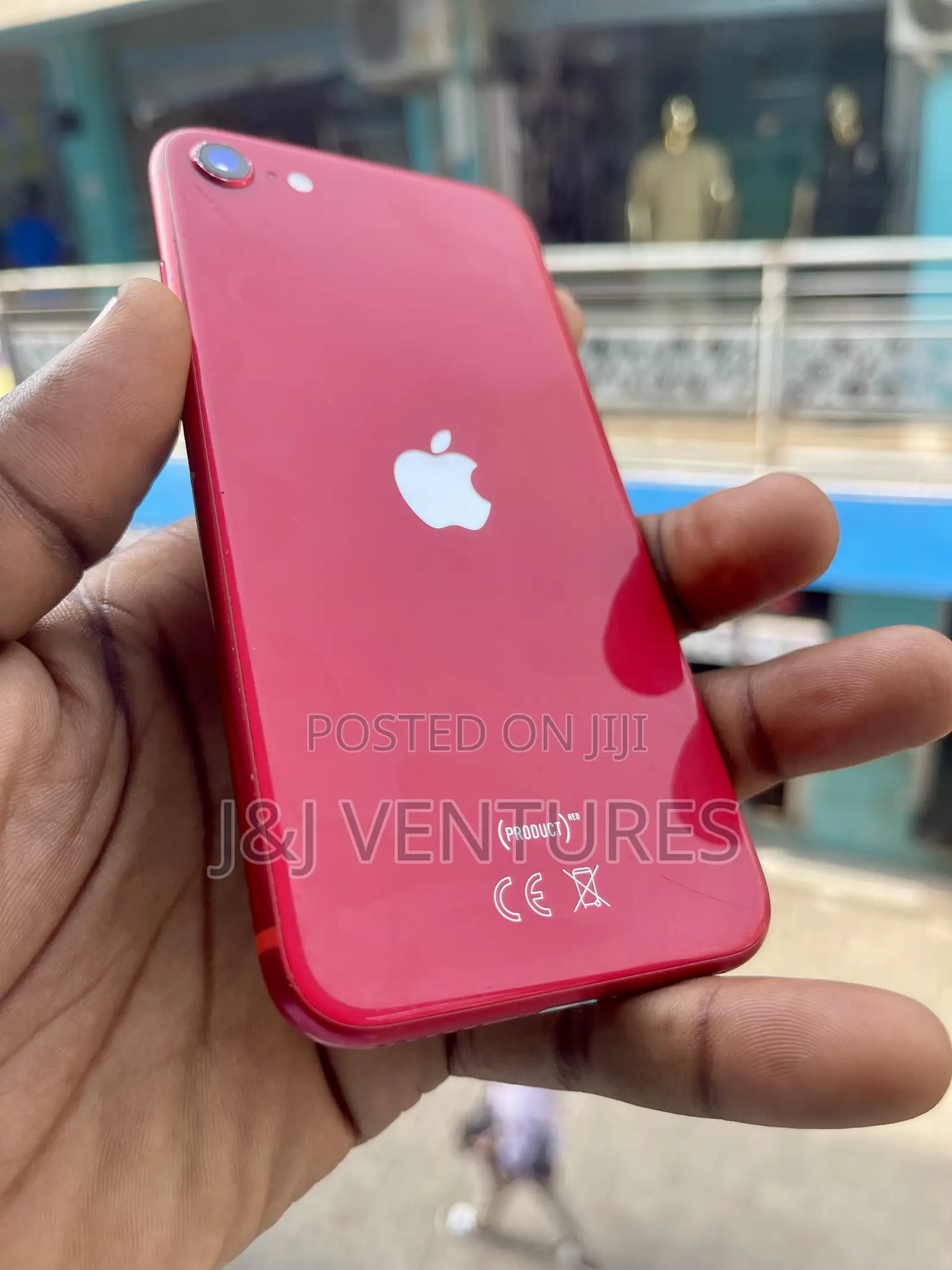 Apple iPhone SE (2020) 64 GB Red