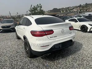 Mercedes-Benz GLC-Class 2019 White