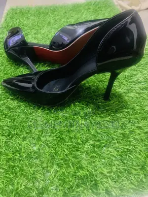 Adepa’S Feet