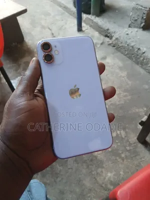 Apple iPhone 11 64 GB Purple