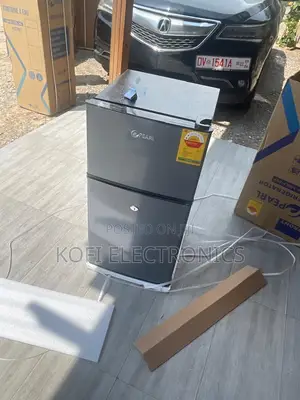 Pearl 80l Refrigerator Space-Saving Design