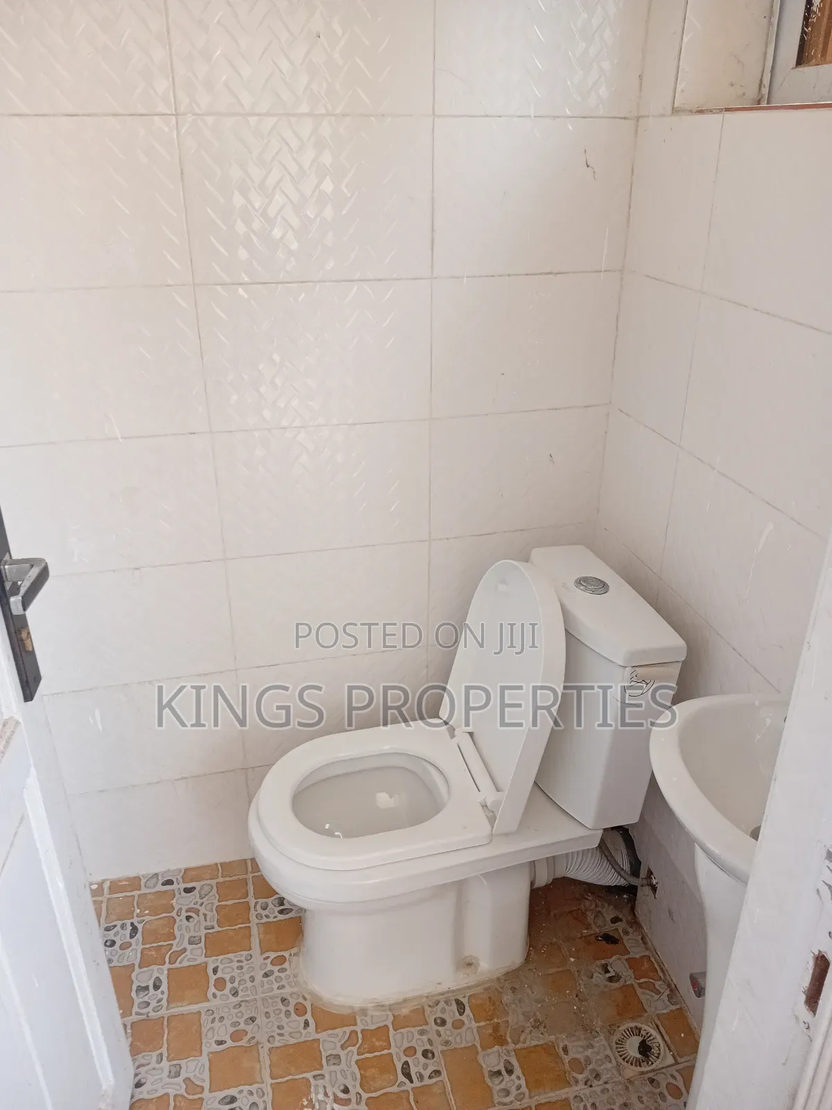 2bdrm Apartment in Kings Properties, SSNIT Flats for rent