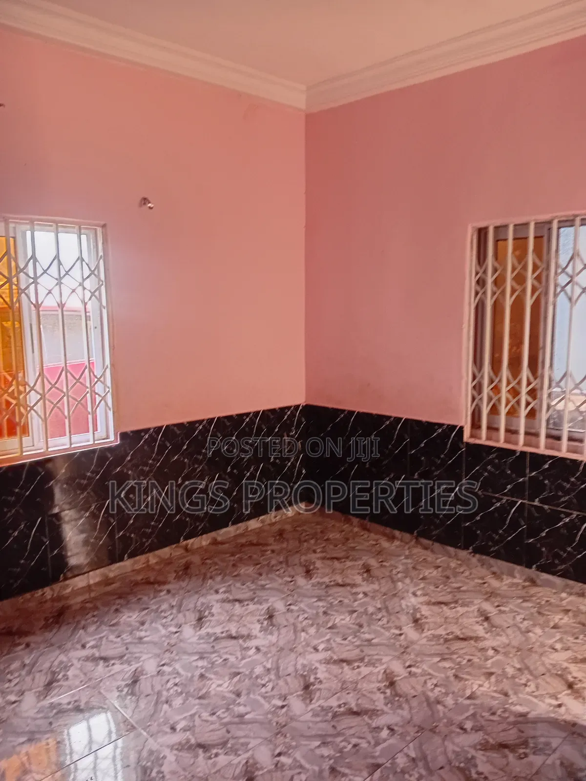 2bdrm Apartment in Kings Properties, SSNIT Flats for rent