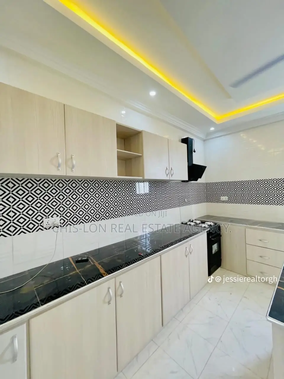 3bdrm House in Kasoa Adade for rent