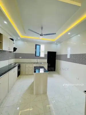 3bdrm House in Kasoa Adade for rent