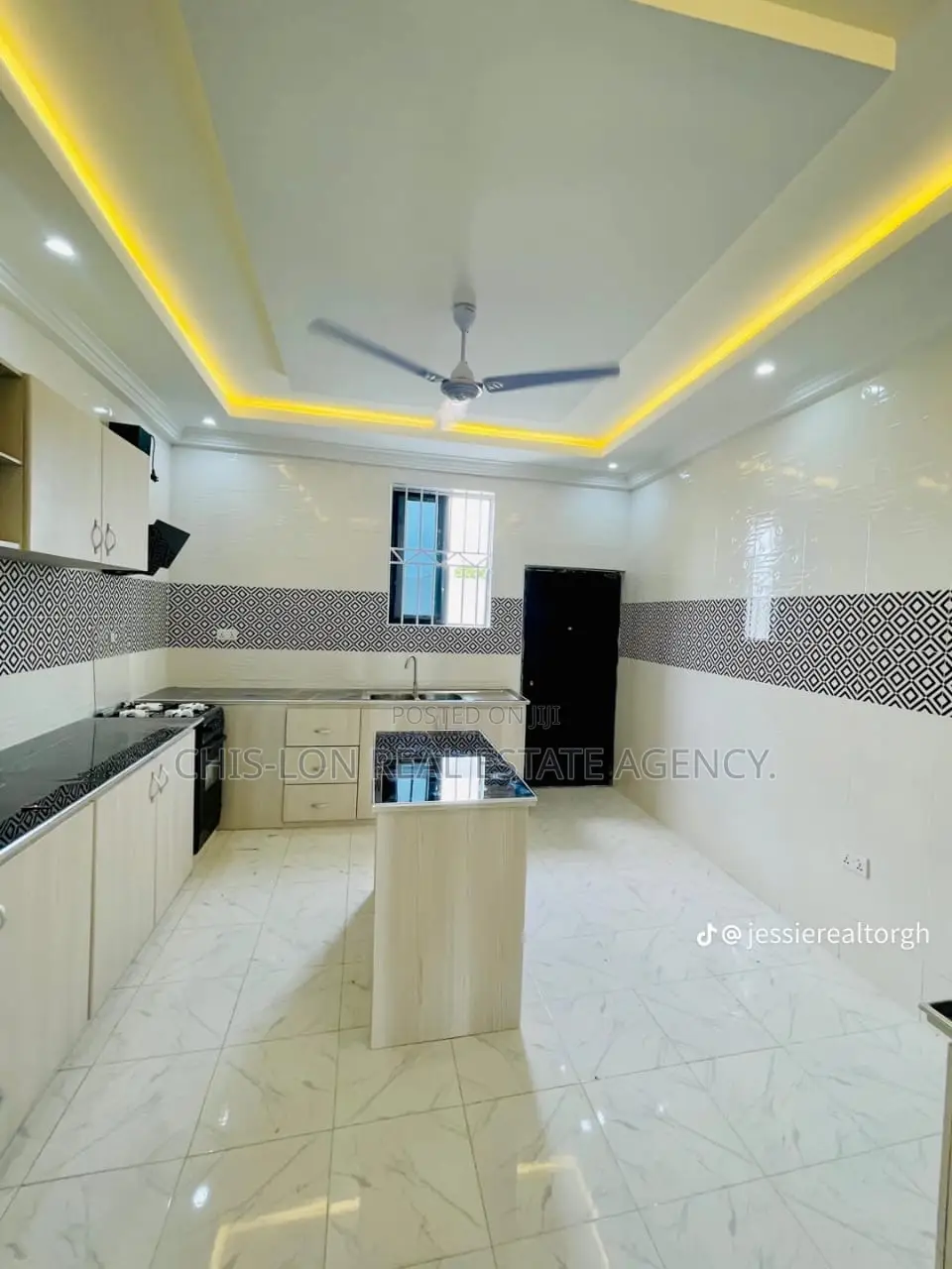 3bdrm House in Kasoa Adade for rent