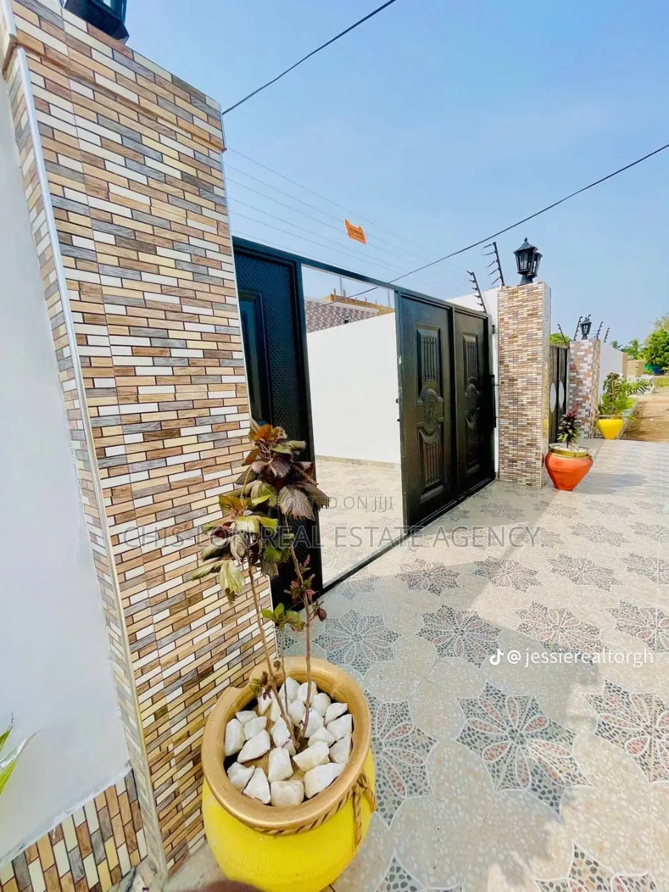 3bdrm House in Kasoa Adade for rent