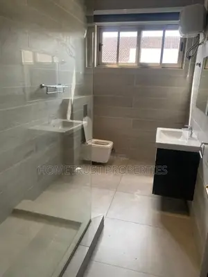 4bdrm House in Hometrust Properties, Cantonments for rent