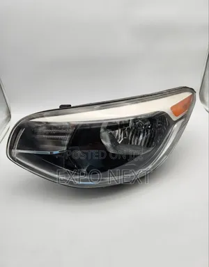 2014-2019 Kia Soul Headlight Left/Driver Side Halogen W/O Accents Oem