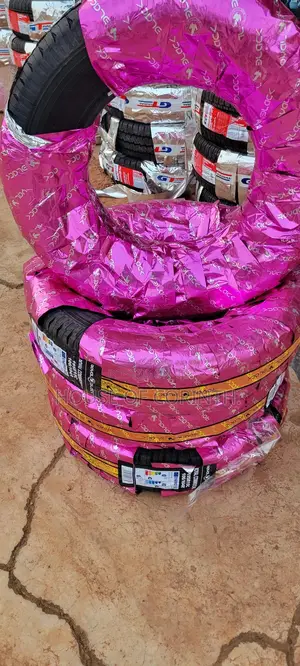 195r15c Royal Black 106/104r