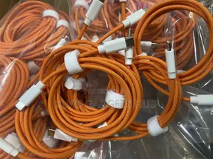 iPhone 17 Cable