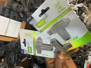 Green Lyca Usb 2.0 Flash Drive, 32gig.2 in 1 Type C and Usb Meter.