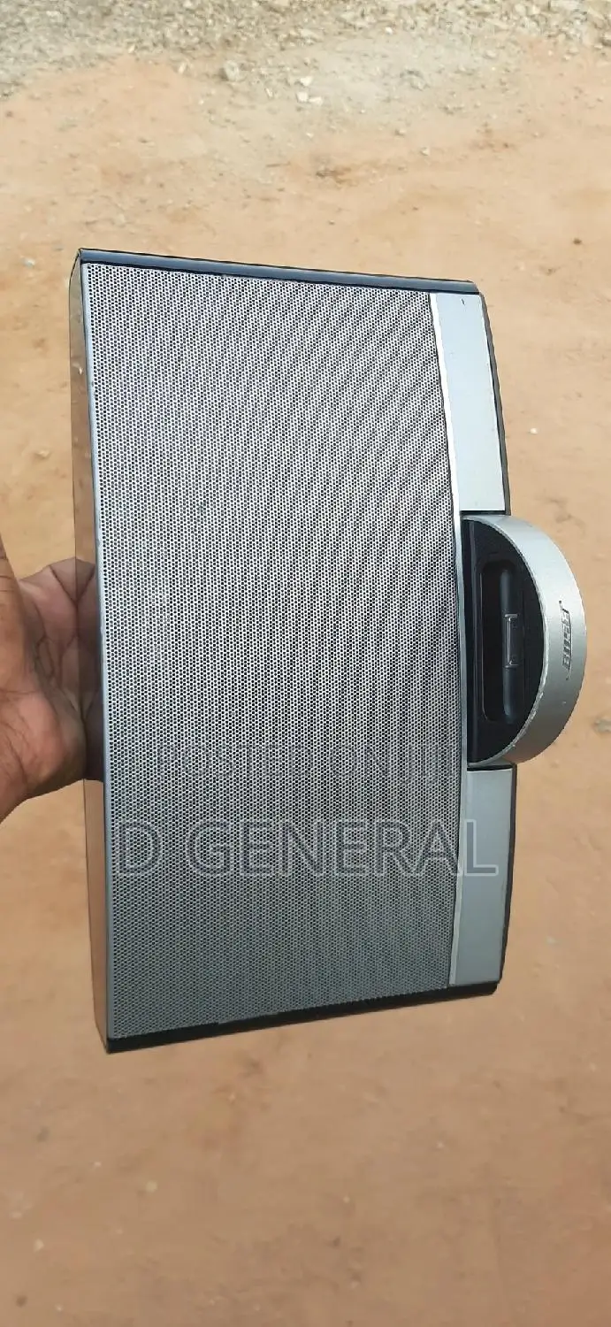 Bose Sounddock Portable Digital Music Player