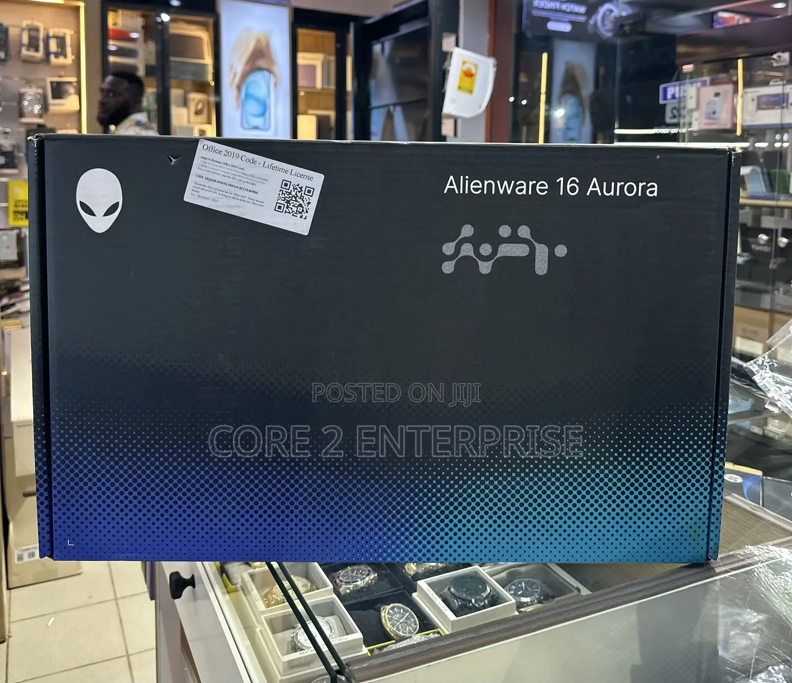 New Laptop Dell Alienware 16 Aurora 16GB Intel Core 7 SSD 1T