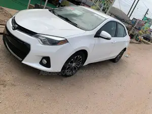 Toyota Corolla 2016 White