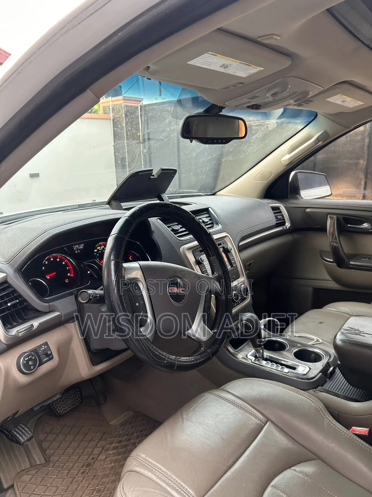 GMC Acadia Denali AWD 2014 White