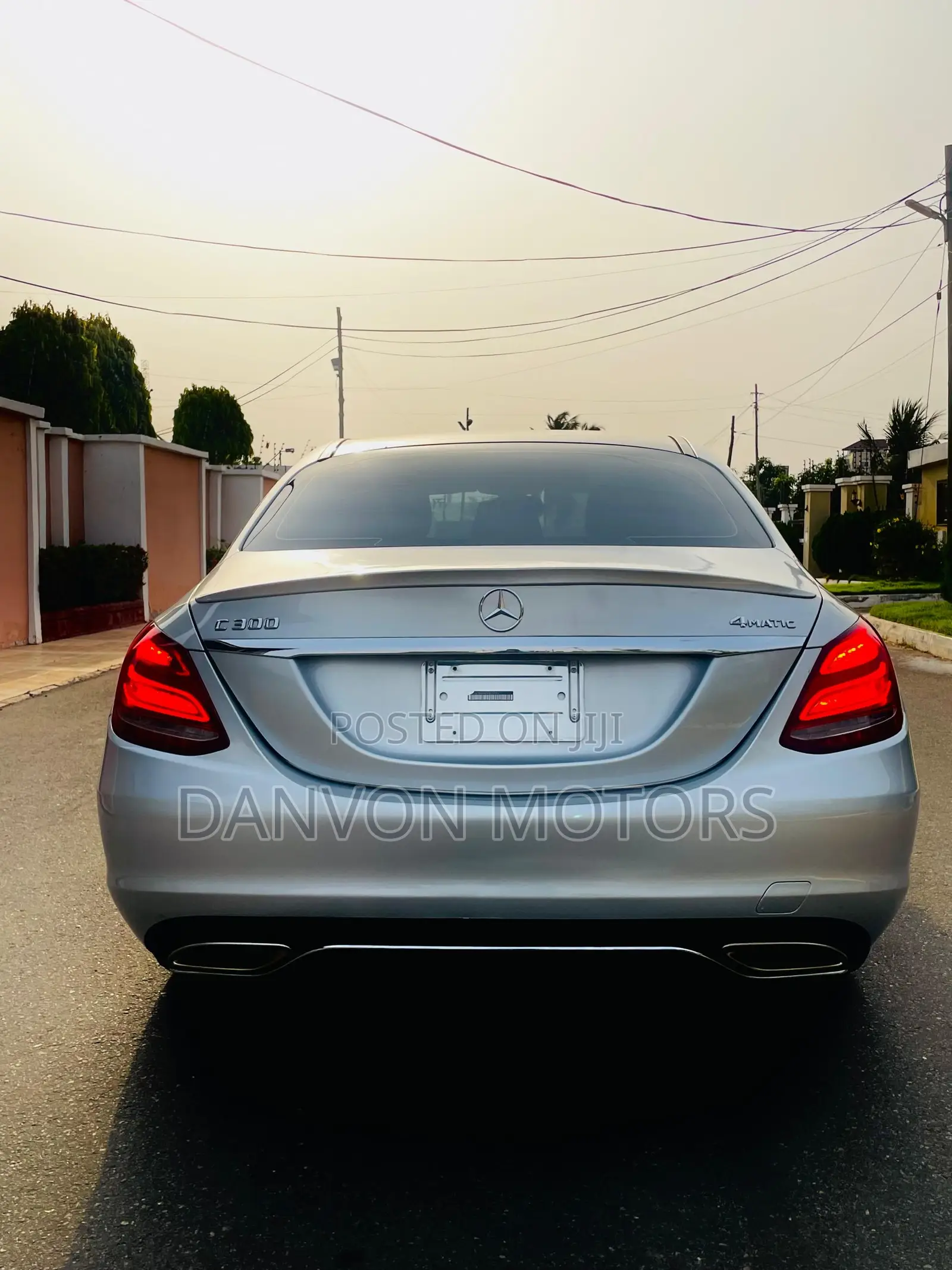 Mercedes-Benz C300 Sport 4Matic Sedan AWD (2.0L 4cyll 7A) 2016 Silver