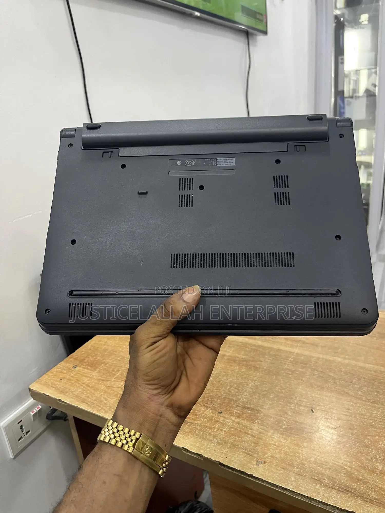 Laptop Dell Latitude 3350 4GB Intel HDD 320GB