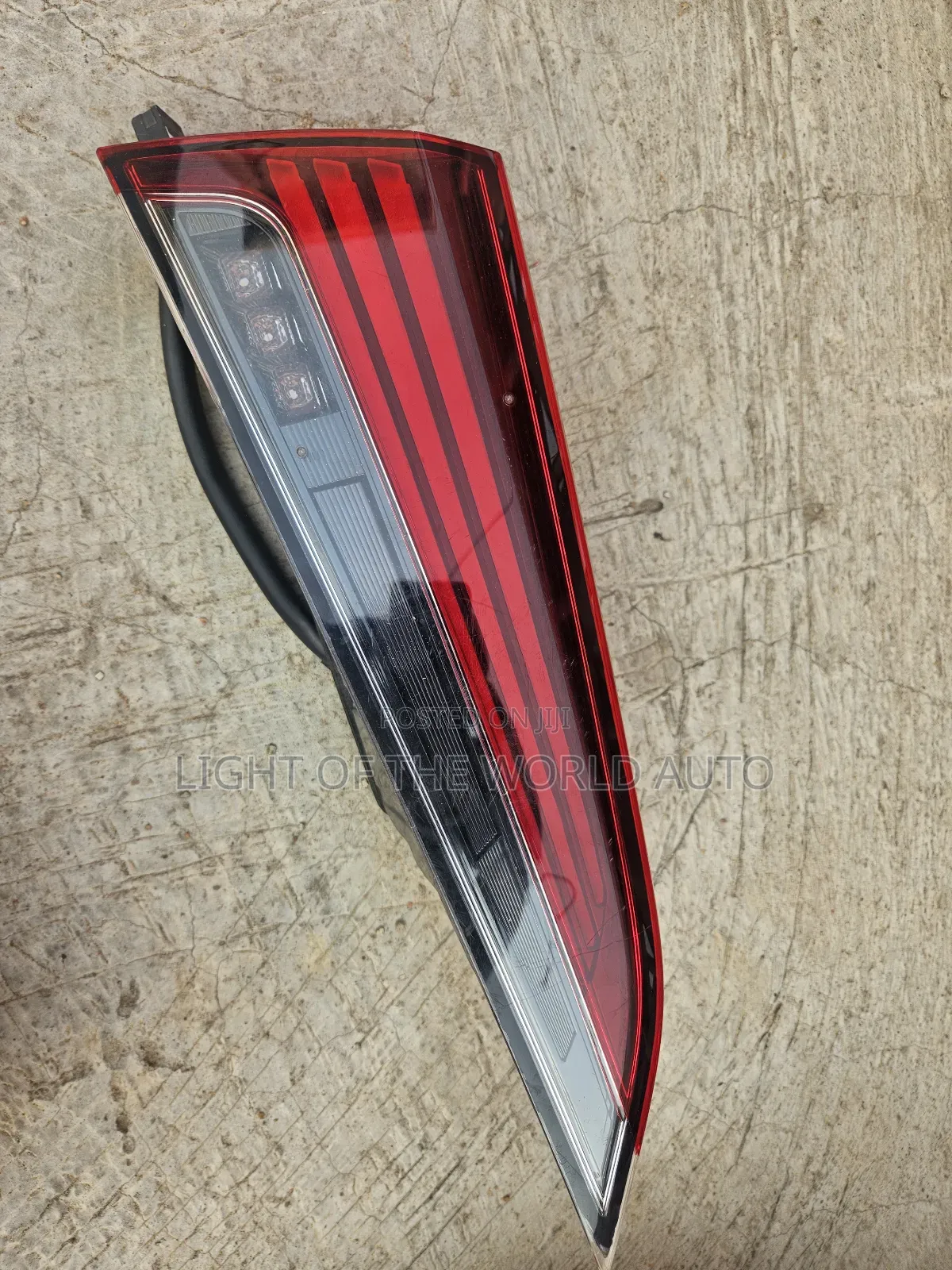 Lexus Es300 Bootlight 2021 Right Side