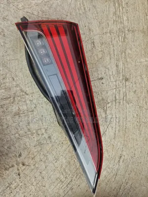 Lexus Es300 Bootlight 2021 Right Side