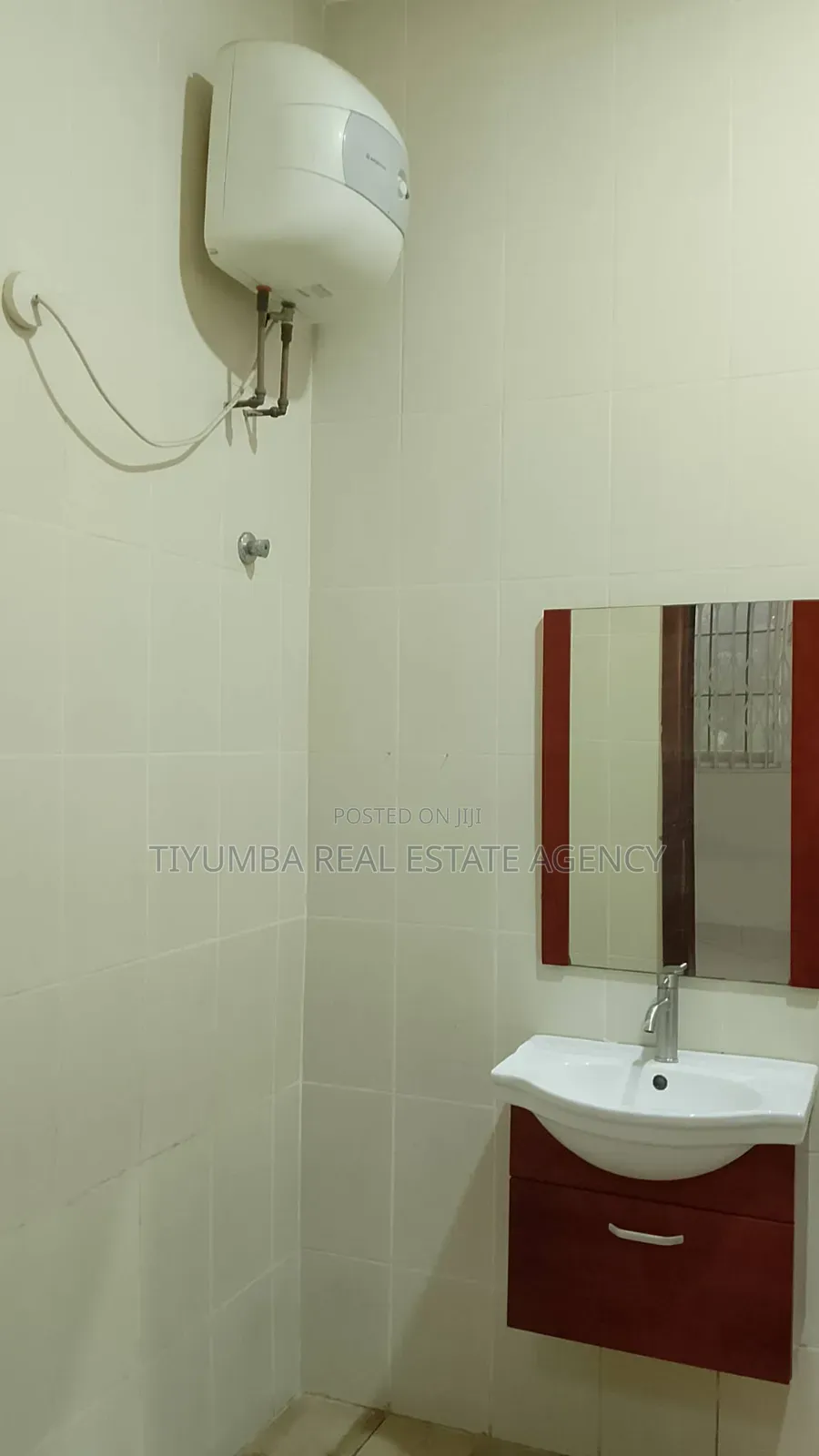 4bdrm House in Tiyumba Real Estate, West Legon for rent