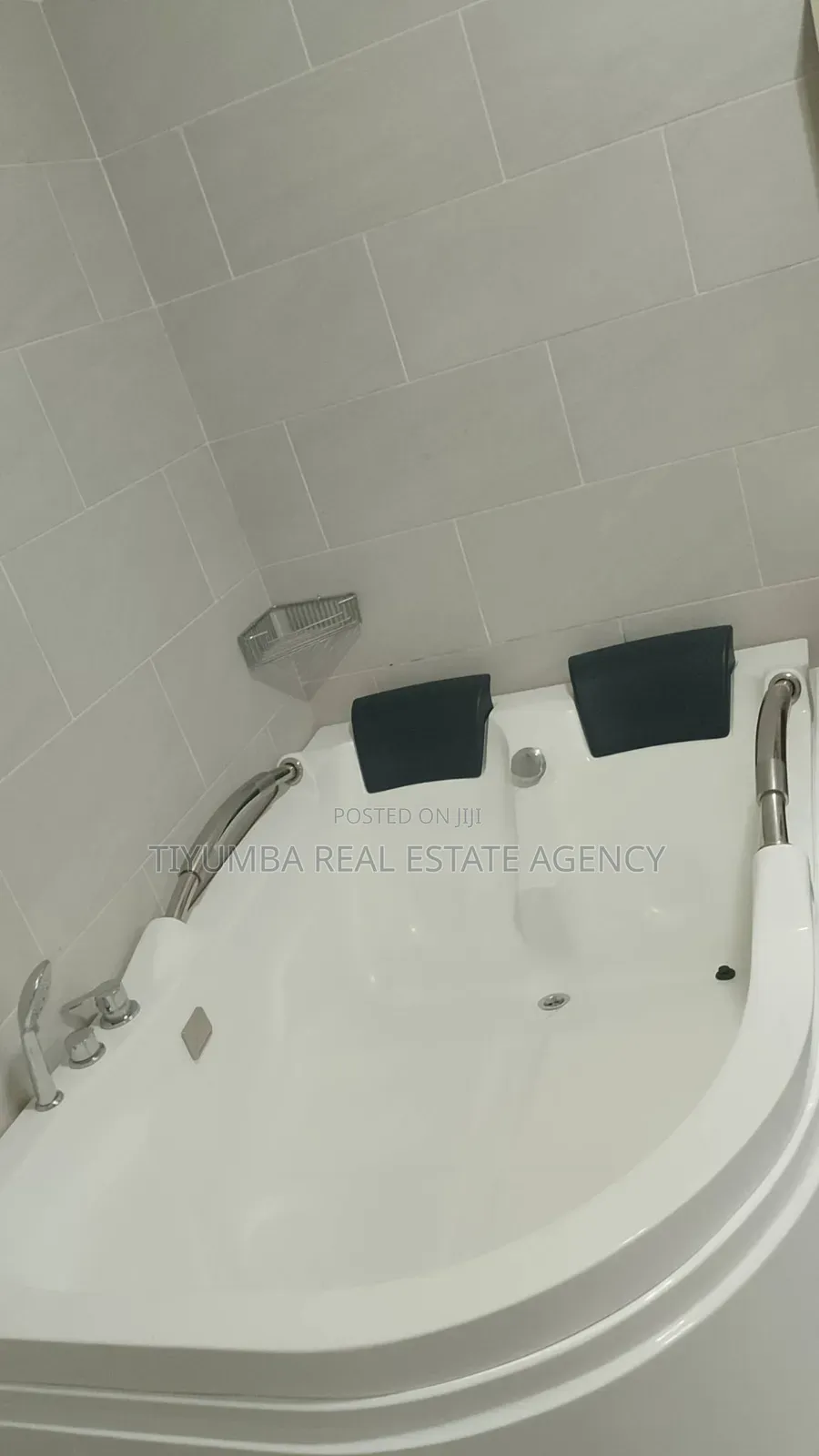 4bdrm House in Tiyumba Real Estate, West Legon for rent