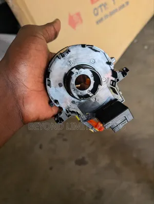 Toyota Camry 2007,2008,2009,2010,2011 Horn Plate
