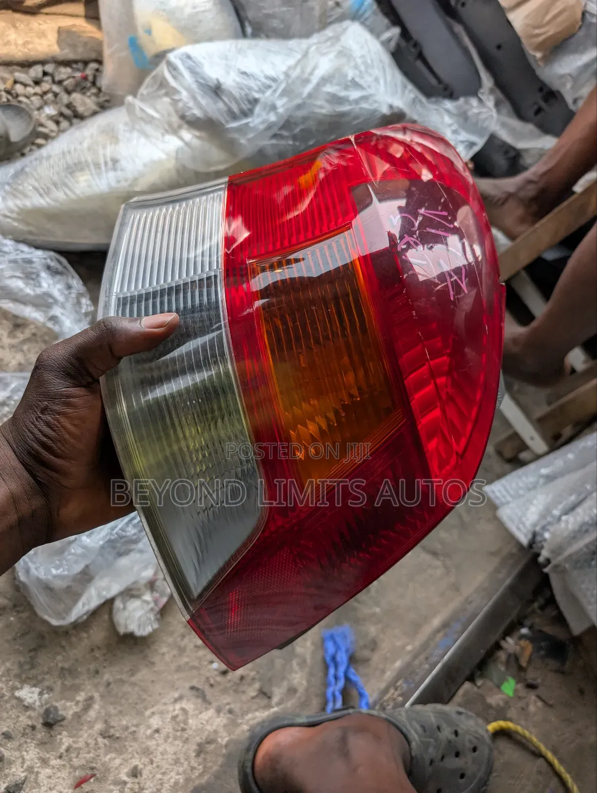 Toyota Vitz 2009,2010 Tail Light/ Taillight Bulb