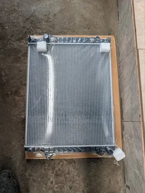 Toyota Tacoma 2012,2013,2014,2015,2016,2017,2018 Radiator